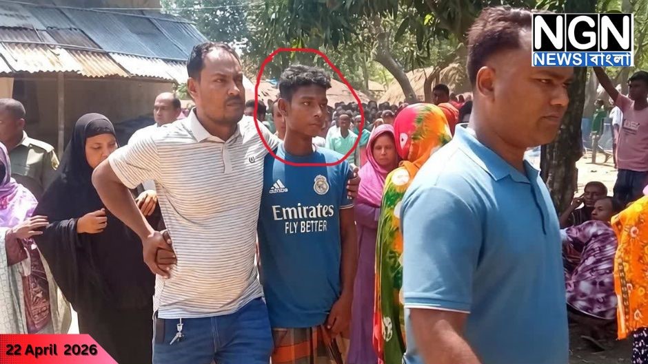 নিয়ামতপুরে ৪ জনকে হত্যা