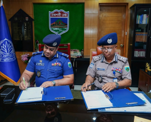 আশিক সাঈদ ডিআইজিকে গার্ড অব অনার প্রদান রাজশাহী রেঞ্জে