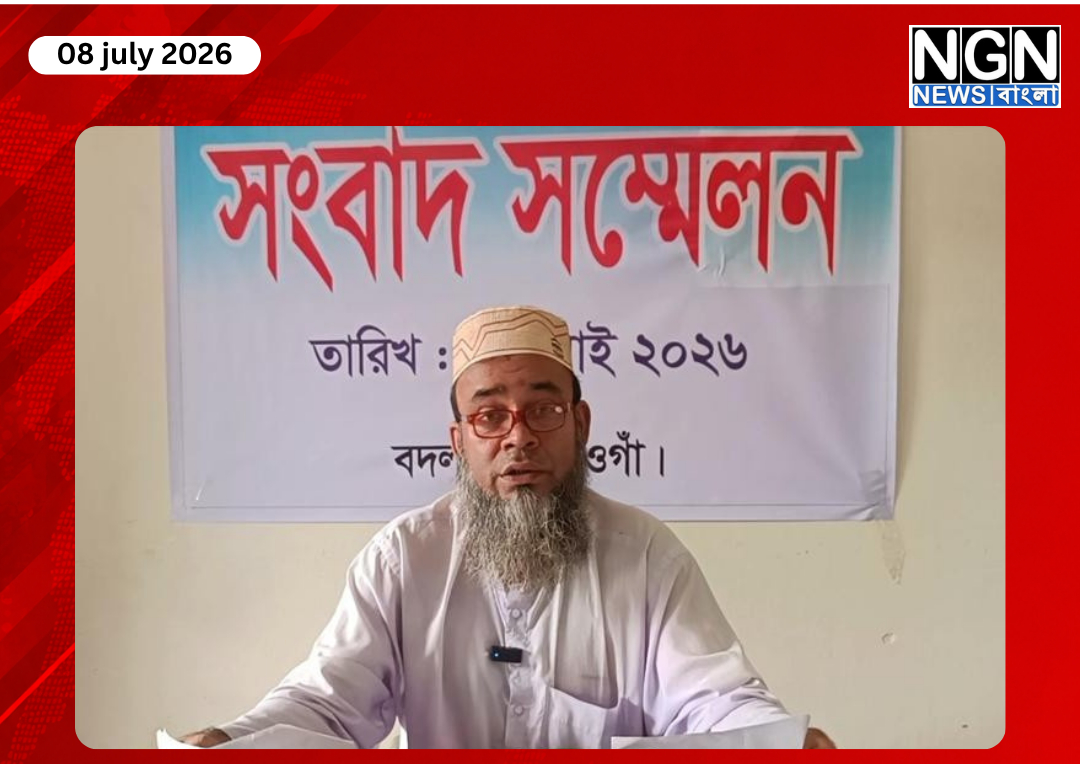 বদলগাছী আদালতের রায় নিয়ে মাদ্রাসায় প্রবেশ