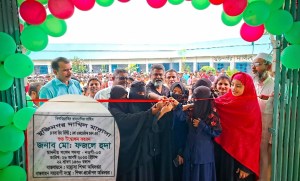 নওগাঁর বদলগাছীতে মুক্তিনগড় দাখিল মাদ্রাসার নবনির্মিত একাডেমিক ভবন