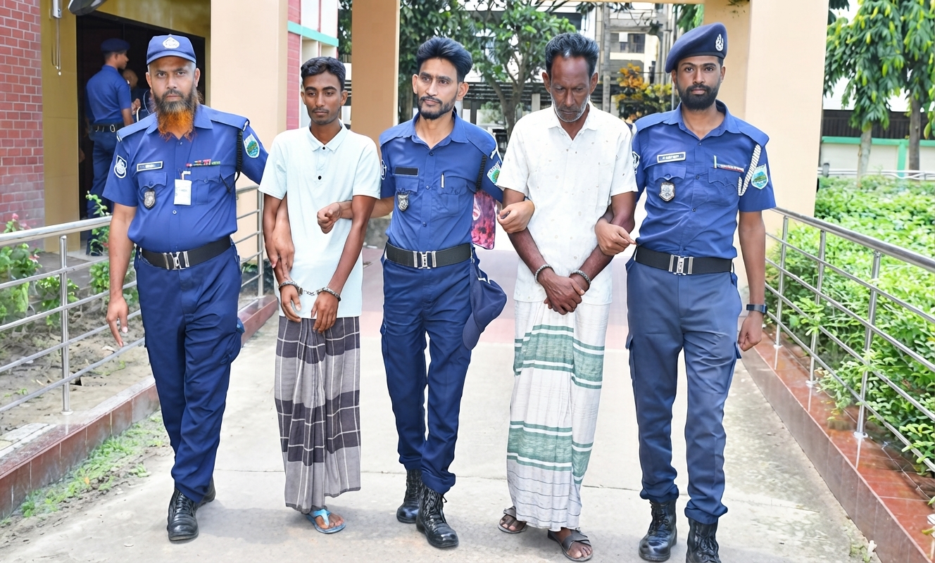 নওগাঁর ধামইরহাটে গৃহবধূ হত্যা মামলায় দুইজন গ্রেপ্তার