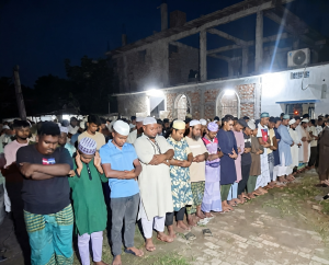 বগুড়ার এরুলিয়া এলাকায় সড়ক দুর্ঘটনায় নিহত ও আহতদের ঘটনাস্থল
