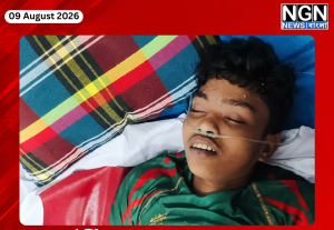নওগাঁর মান্দায় আর্জেন্টিনার পতাকা নামানোর সময় দুর্ঘটনা