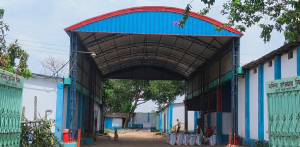 সরকারি গম নিয়ে অভিযোগের প্রেক্ষাপটে নওগাঁর মদিনা ফ্লাওয়ার মিল