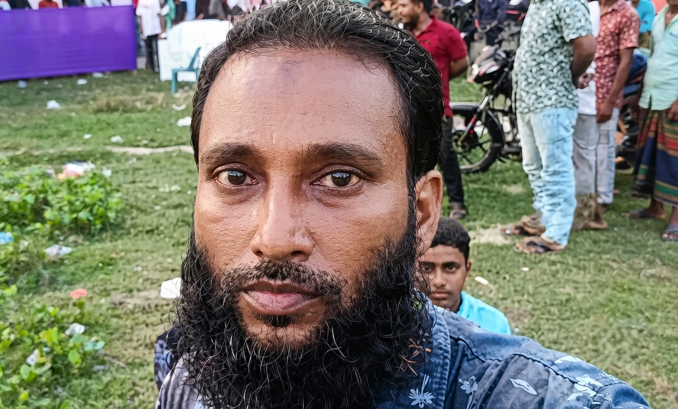 সাপাহারে ট্রাকের ধাক্কায় শিক্ষক নিহত, ট্রাক জব্দ