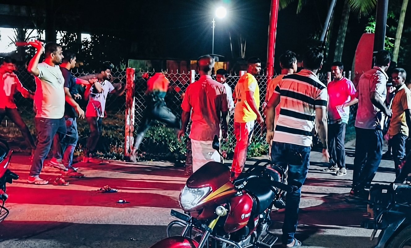 বাগাতিপাড়ায় চায়ের বিল নিয়ে সংঘর্ষ, আহত ১৩