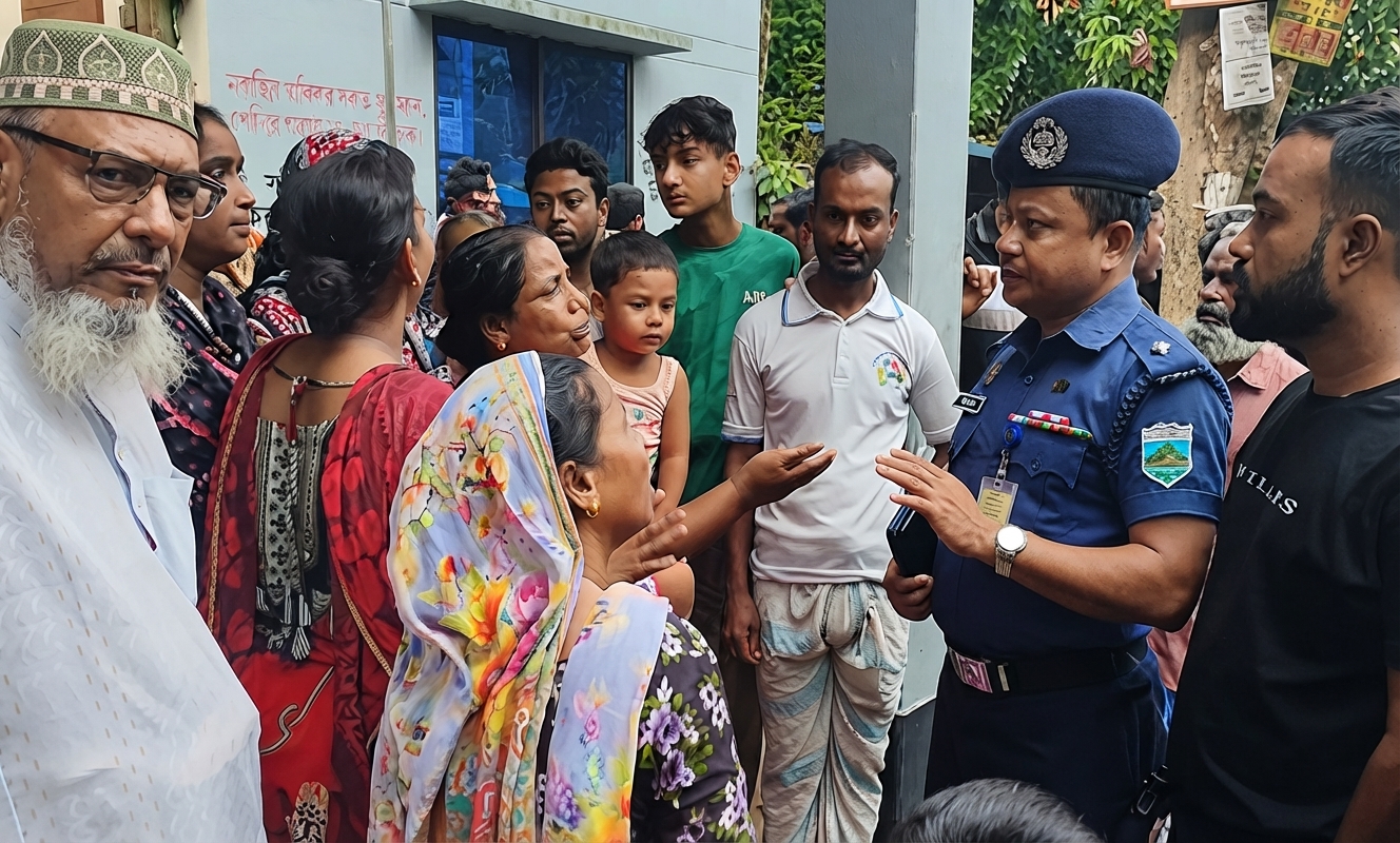 চোর সন্দেহে শামীমকে হত্যা, বগুড়ায় সড়ক অবরোধ