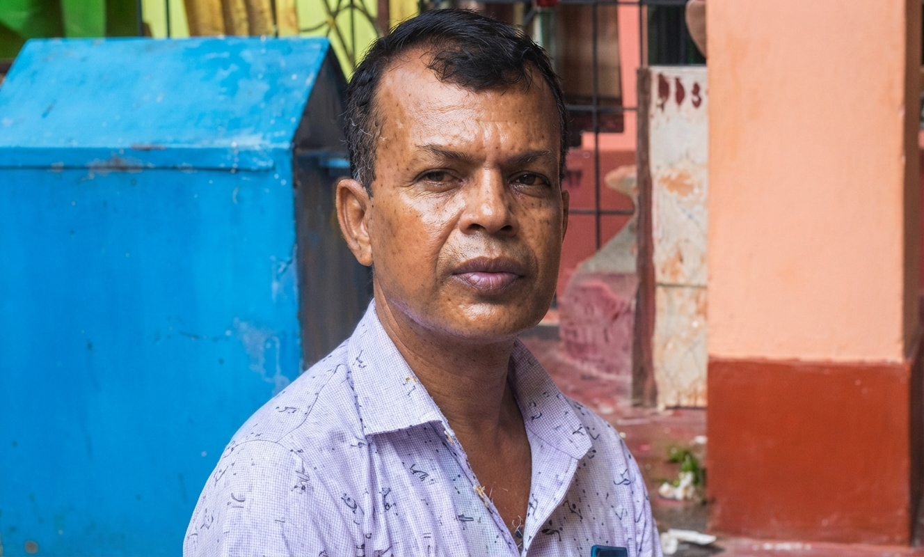 মহাদেবপুরে স্বর্ণ ব্যবসায়ীকে হত্যার পর স্বর্ণ ও টাকা ছিনতাইয়ের অভিযোগ